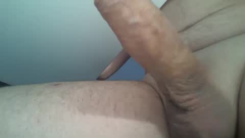 Snapshot of qweez147 chatting on December 5, 11:16 am Big Mike online show from December 5, 11:16 am