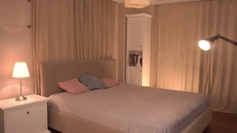 kiri online show from November 24, 5:56 pm