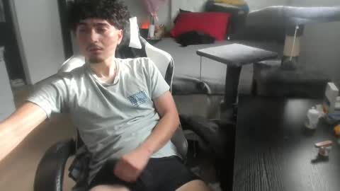 Snapshot of qwert4206 chatting on February 20, 11:49 pm qwert4206 online show from February 20, 11:49 pm