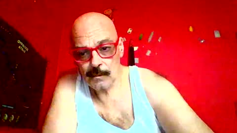 qwertyuiop22348015 online show from February 9, 7:56 am