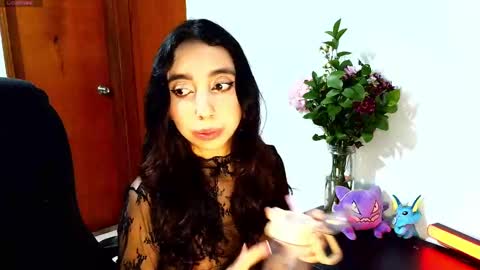 Snapshot of r0ttenangel chatting on September 19, 5:53 am Angel  online show from September 19, 5:53 am