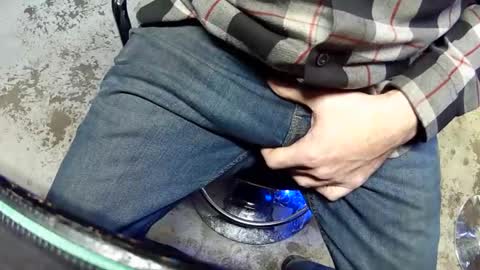 Snapshot of r27822204 chatting on November 15, 5:09 pm r2424 online show from November 15, 5:09 pm