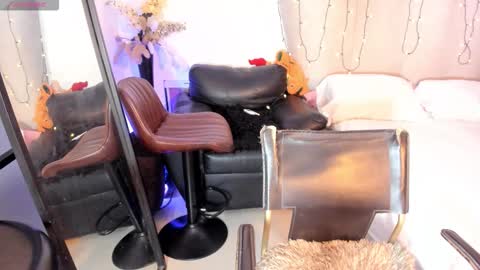 natalia  -  online show from December 15, 2:05 am