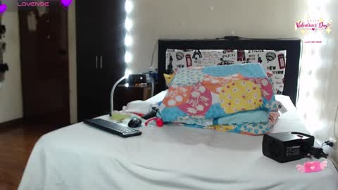 Rachel online show from March 8, 3:02 pm