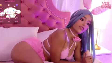 rachel_jamesx online show from August 8, 6:04 am