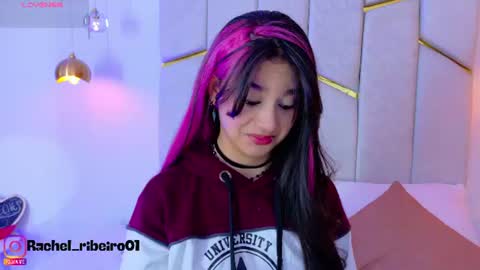 Snapshot of rachel_ribeiro chatting on July 15, 12:32 pm Rachel Ribeiro online show from July 15, 12:32 pm