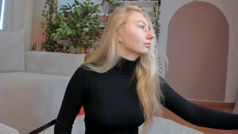 Rachel online show from September 19, 4:47 am