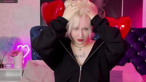 RachelCart online show from February 5, 4:59 am