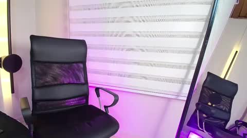 Rachell online show from February 19, 7:06 am