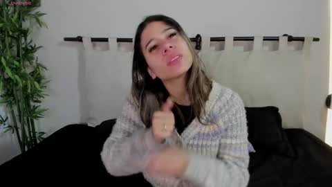 Rachell online show from March 17, 4:17 am