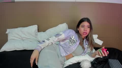 Rachell online show from April 9, 6:19 am