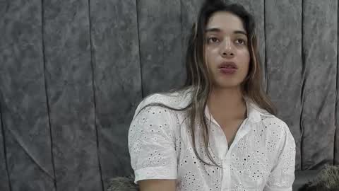 rachell_owen online show from November 15, 4:43 am