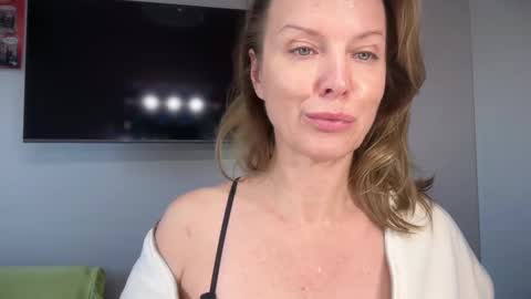 Rachel online show from October 1, 12:11 pm