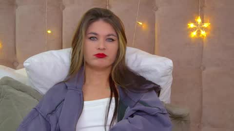 RachellSimpson online show from December 23, 10:23 pm