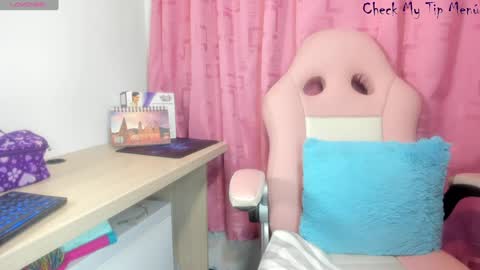 REY online show from December 18, 10:19 am