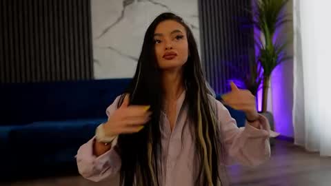 Ann online show from April 21, 4:19 am