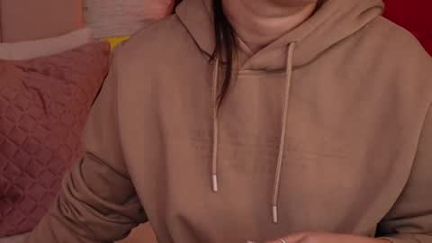 RachelSwaan online show from January 18, 4:37 am