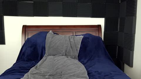 Rachel Price online show from November 15, 11:10 pm