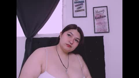 radiantgoddes online show from October 29, 1:57 pm