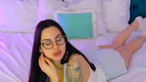 sweet peach online show from February 16, 7:04 am