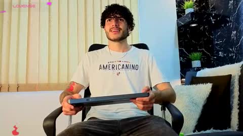 R A F A E L online show from December 3, 8:51 pm