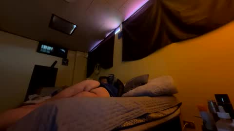 Snapshot of rafaelbearnaked chatting on April 12, 10:26 pm rafaelbearnaked online show from April 12, 10:26 pm