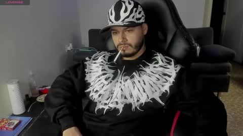 ragnar_lothbrok77 online show from January 12, 3:50 pm