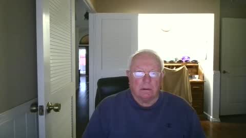 Snapshot of raiderman215 chatting on February 6, 8:13 pm raiderman215 online show from February 6, 8:13 pm