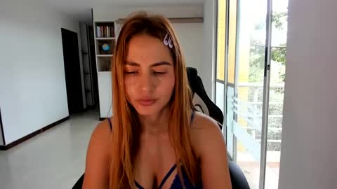 Snapshot of rainbow_jenny chatting on January 4, 8:16 pm Jennyindependent model . online show from January 4, 8:16 pm