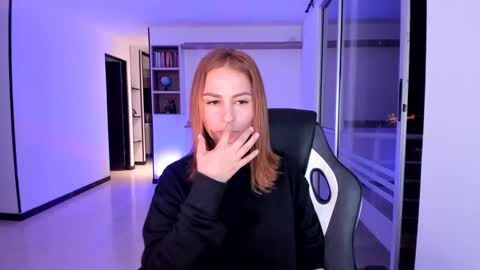 Snapshot of rainbow_jenny chatting on February 18, 12:04 am Jennyindependent model . online show from February 18, 12:04 am