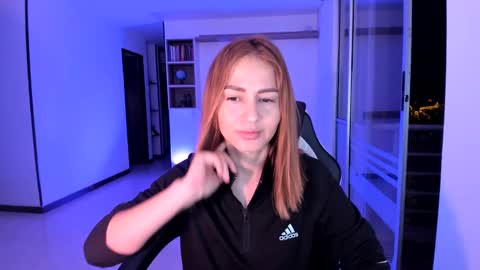 Snapshot of rainbow_jenny chatting on March 1, 3:53 am Jennyindependent model . online show from March 1, 3:53 am