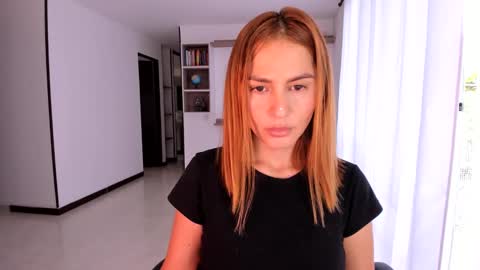 Snapshot of rainbow_jenny chatting on March 8, 7:53 pm Jennyindependent model . online show from March 8, 7:53 pm