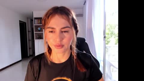 Snapshot of rainbow_jenny chatting on September 15, 8:20 pm Jennyindependent model . online show from September 15, 8:20 pm