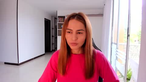 Snapshot of rainbow_jenny chatting on February 1, 6:17 pm Jennyindependent model . online show from February 1, 6:17 pm