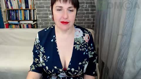 rainbowladyy online show from February 1, 3:38 am