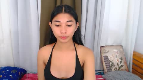 raindrizzle1706 online show from February 12, 6:14 pm