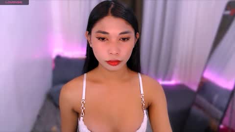 raindrizzle1706 online show from February 23, 12:41 am