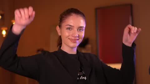 Snapshot of raisadoll chatting on February 25, 10:47 am Raisa online show from February 25, 10:47 am