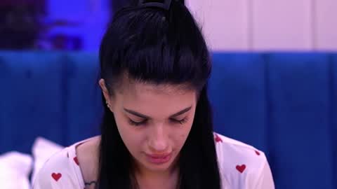 Raisa online show from December 4, 2:09 am