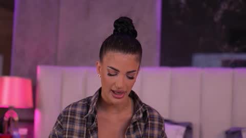 Snapshot of raisakali chatting on February 24, 4:38 pm Raisa online show from February 24, 4:38 pm