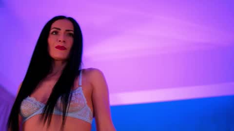 RaisaVawn online show from January 7, 6:38 am