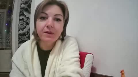 raissa_666 online show from December 22, 5:04 am