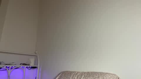 Snapshot of raiyvyn chatting on January 16, 3:56 am Ray Ray online show from January 16, 3:56 am