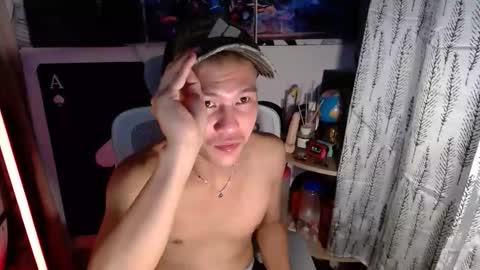 ralfhuge24 online show from March 18, 3:37 pm