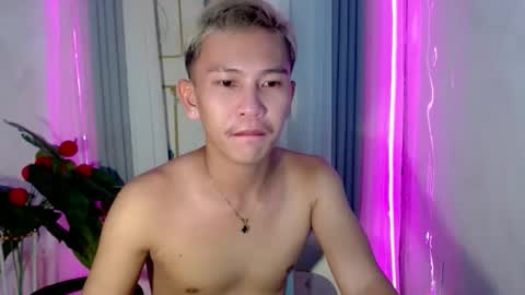 ralfhuge24 online show from April 14, 9:54 pm