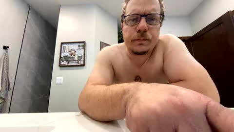 Snapshot of ralph_roberts chatting on March 3, 3:23 am Ralph Roberts online show from March 3, 3:23 am