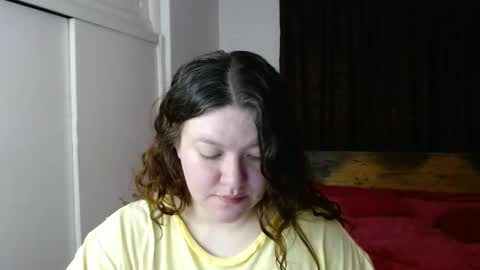 Snapshot of ramona15 chatting on April 26, 2:42 am Ramona online show from April 26, 2:42 am