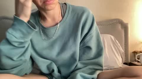 Snapshot of ramonajas chatting on December 4, 5:11 pm RamonaJ online show from December 4, 5:11 pm