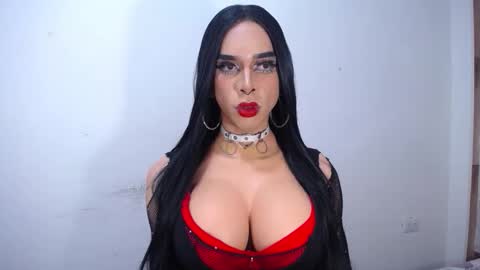 RamonaSmit online show from January 13, 8:25 pm