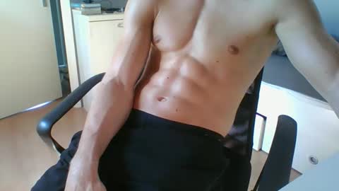 ramonjoosse2001 online show from April 14, 12:00 pm